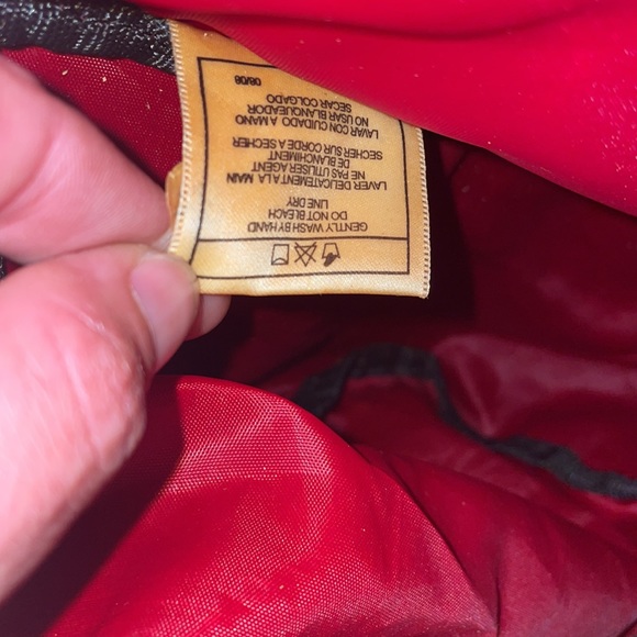 EUC! ADIDAS red backpack 🎒. Has a stain on the bottom white edging. See photos - Picture 5 of 10